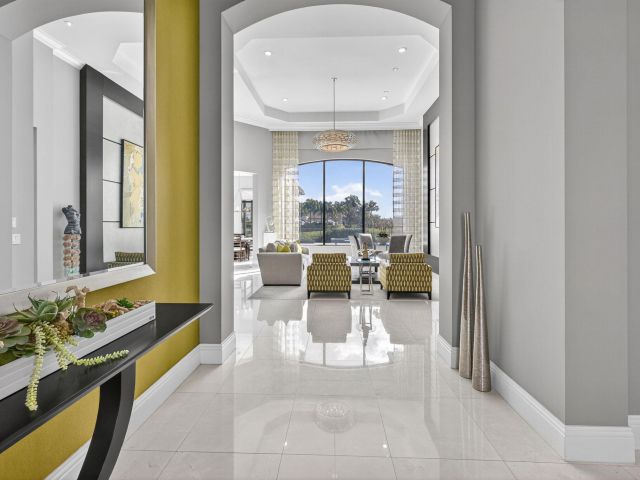 Продажа дома по адресу 16762 Crown Bridge Drive - фото 6683471