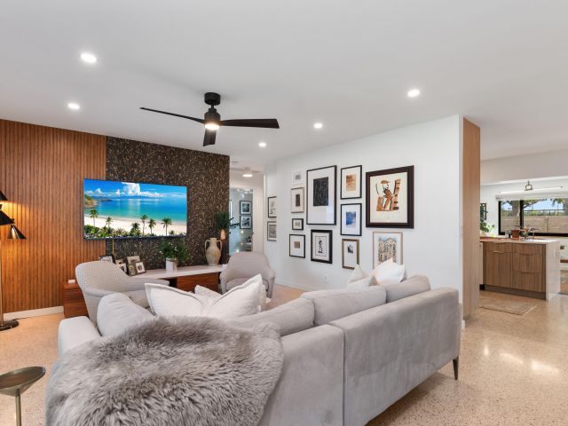 Продажа дома по адресу 500 SE 4th Street - фото 6700451