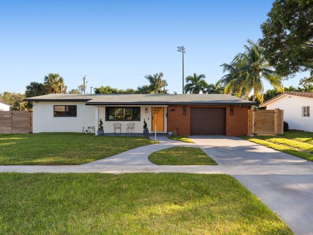 Продажа дома по адресу 500 SE 4th Street - фото 6700453