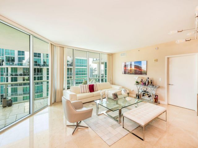 Квартира в аренду номер1-1105 - фото 6715939