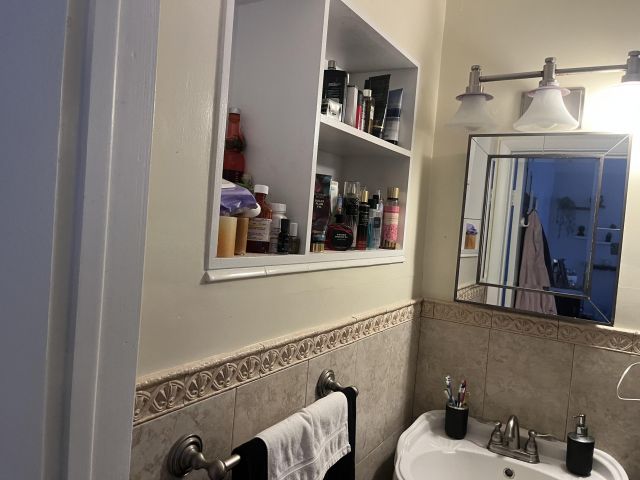 Продажа дома по адресу 621 SW 68th Avenue - фото 6690026