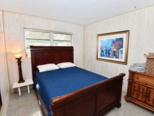 Дом в аренду по адресу 509 NW 30th Court - фото 6675488