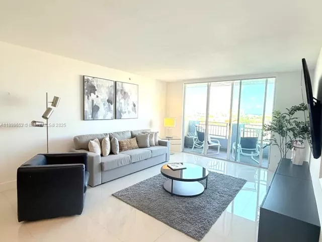 Продажа квартиры #909 - фото 6684150