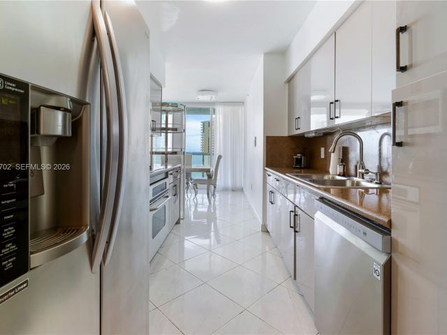 Квартира в аренду номер - фото 7493176