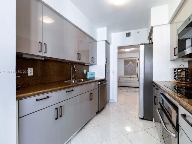 Квартира в аренду номер - фото 7493177