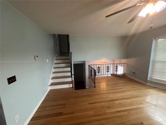 Дом в аренду по адресу 141 NW 72nd Way 1 - фото 7430752