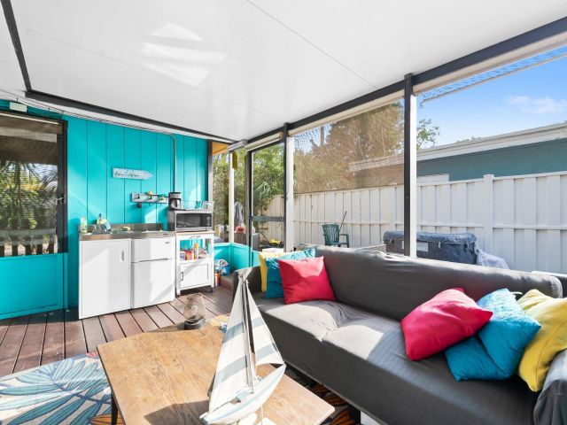 Дом в аренду по адресу 1140 SW 9th Avenue - фото 6687525