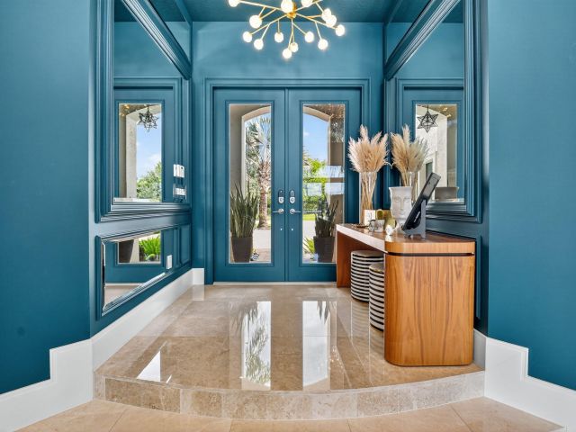 Продажа дома по адресу 16892 Strasbourg Lane - фото 6676532