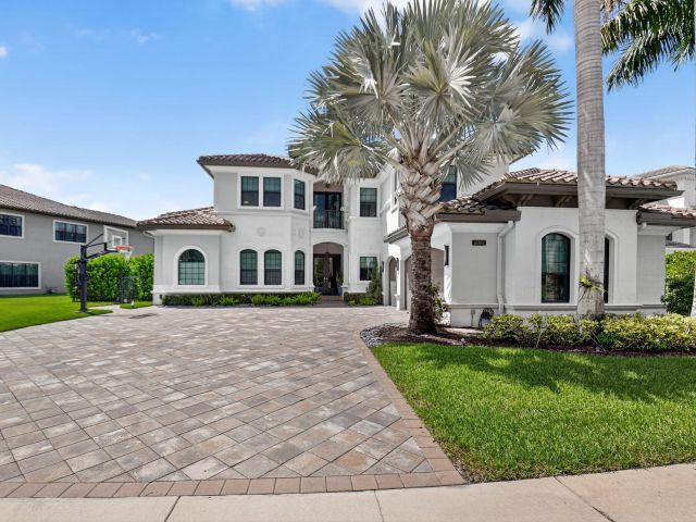 Дом в аренду по адресу 16892 Strasbourg Lane - фото 6676779