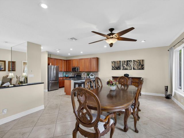 Дом в аренду по адресу 8400 Heritage Club Drive - фото 6731712