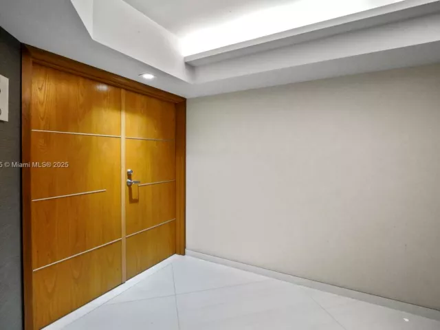 Продажа квартиры #910 - фото 6681424