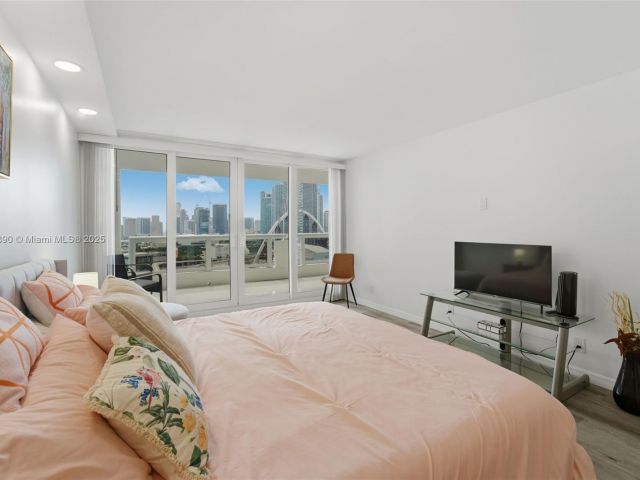 Квартира в аренду номерA-2655 - фото 6679342