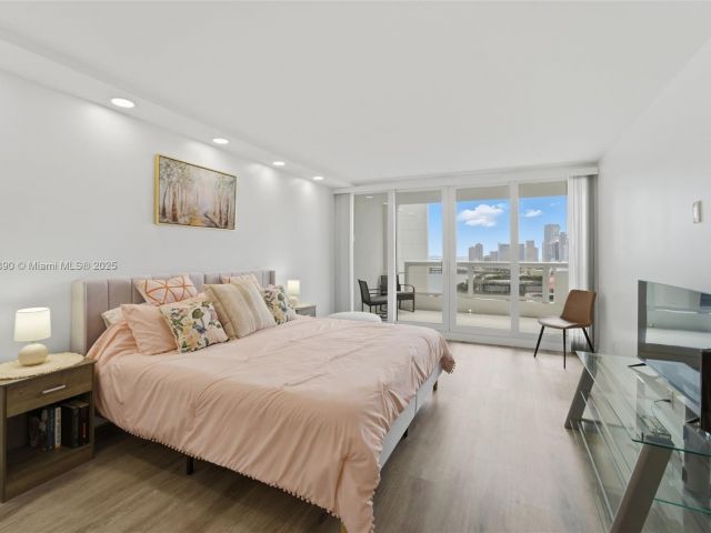 Квартира в аренду номерA-2655 - фото 6679343