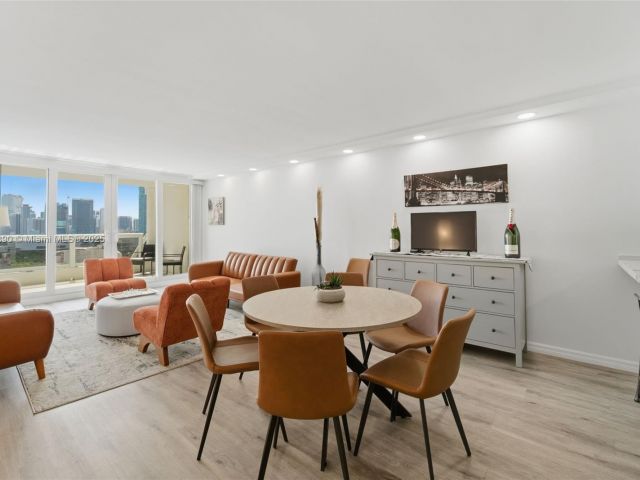 Квартира в аренду номерA-2655 - фото 6679346