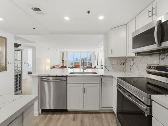 Квартира в аренду номерA-2655 - фото 6679348