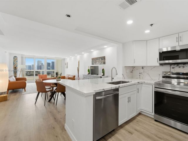 Квартира в аренду номерA-2655 - фото 6679350