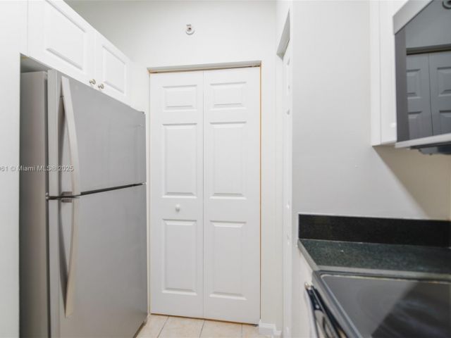 Продажа квартиры #1614 - фото 6751733