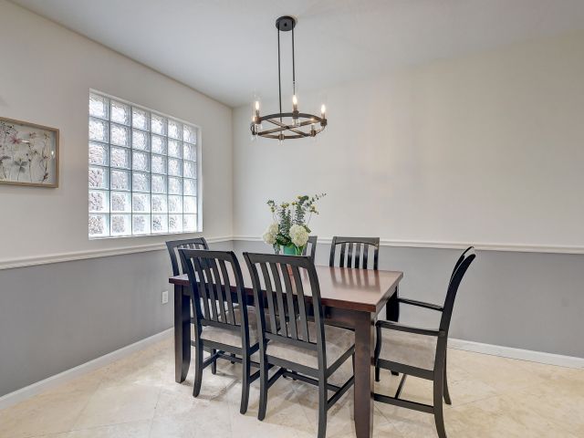 Продажа дома по адресу 1489 E Bexley Park Drive - фото 6680892