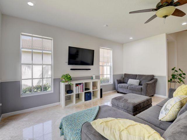 Продажа дома по адресу 1489 E Bexley Park Drive - фото 6680894