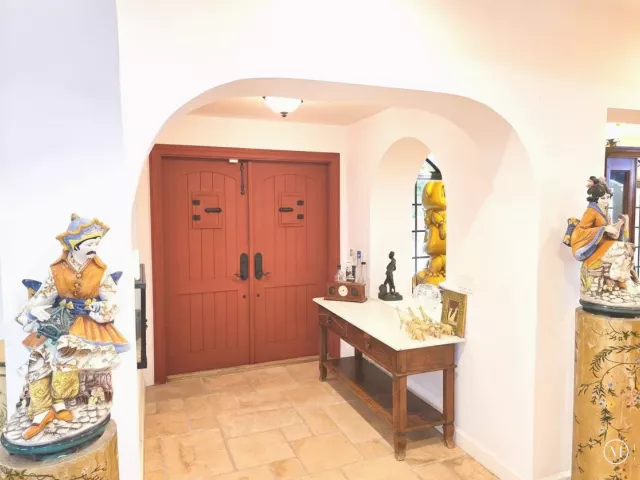 Продажа дома по адресу 4200 N Surf Road - фото 9281667