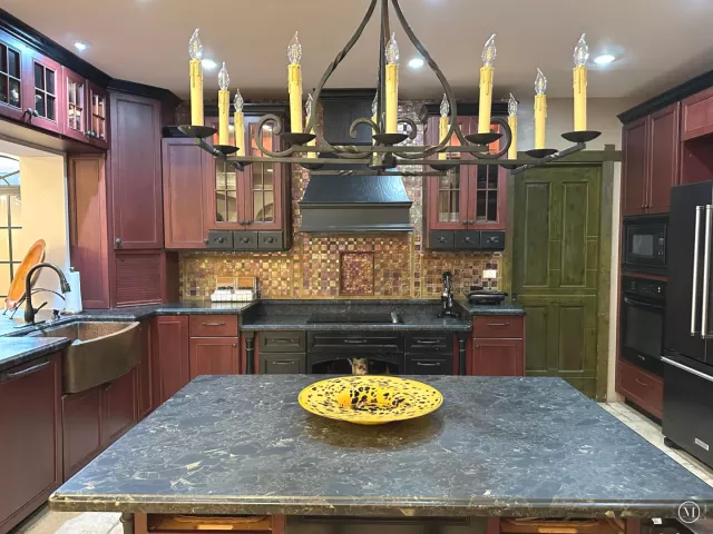 Продажа дома по адресу 4200 N Surf Road - фото 9281671