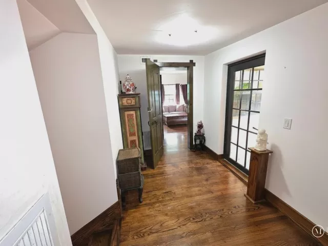 Продажа дома по адресу 4200 N Surf Road - фото 9281673