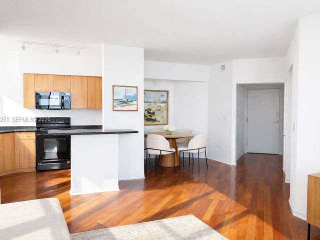 Продажа квартиры #2601 - фото 6681495