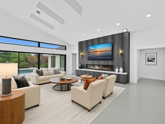 Продажа дома по адресу 7160 Montrico Drive - фото 6705444