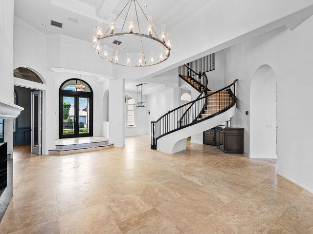 Продажа дома по адресу 2124 W Maya Palm Drive - фото 6698073