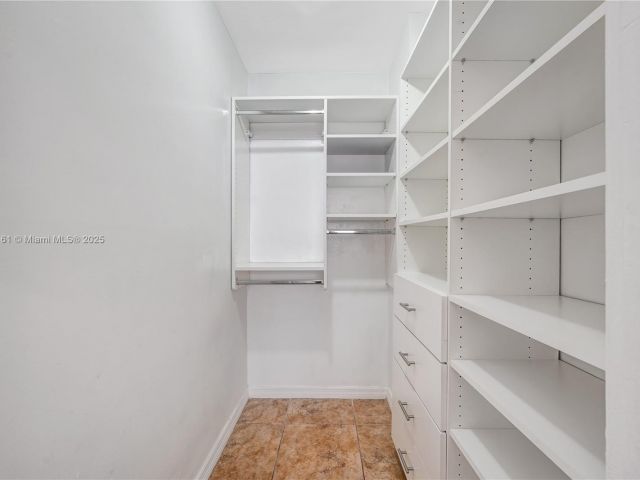 Продажа квартиры #511 - фото 6679299