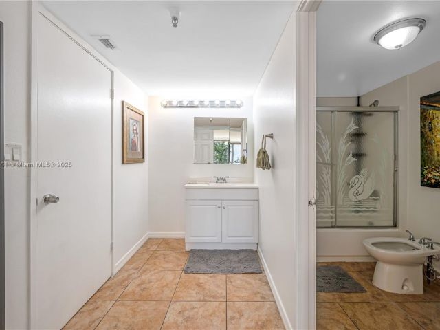 Продажа квартиры #511 - фото 6679303