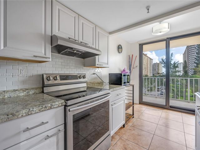 Продажа квартиры #511 - фото 6679307