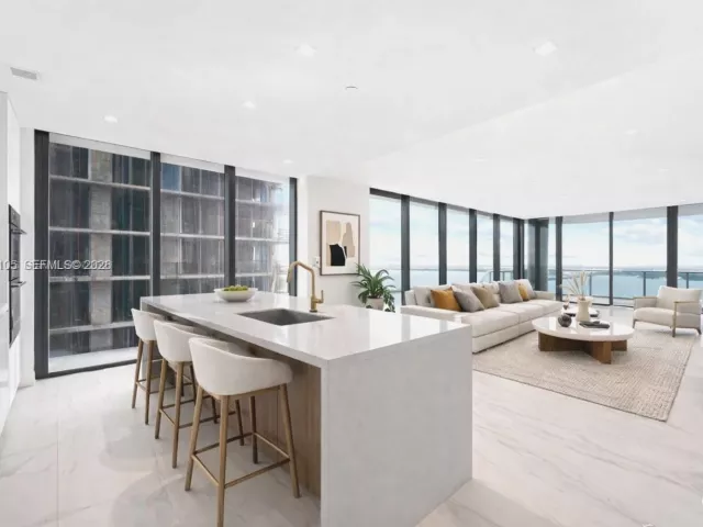 Продажа квартиры #5401 - фото 6789152