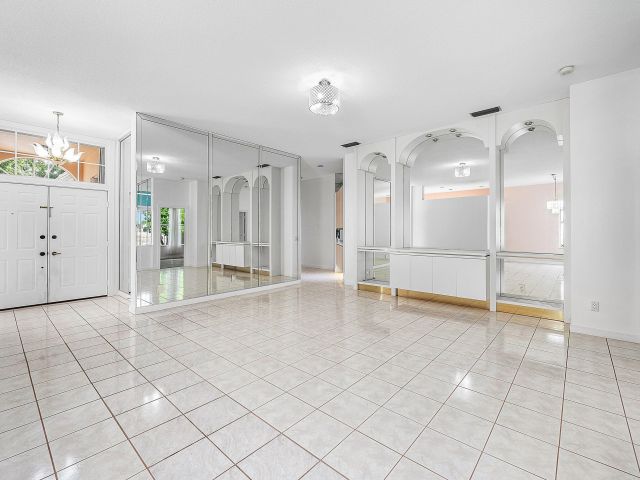 Продажа дома по адресу 1115 Gator Trail - фото 6680789