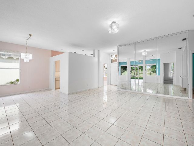 Продажа дома по адресу 1115 Gator Trail - фото 6680790