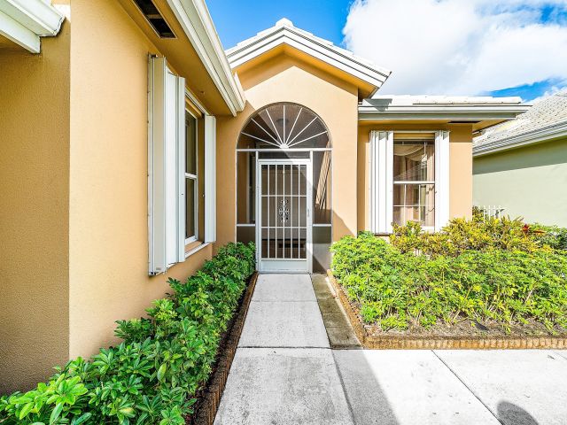 Продажа дома по адресу 1115 Gator Trail - фото 6680794