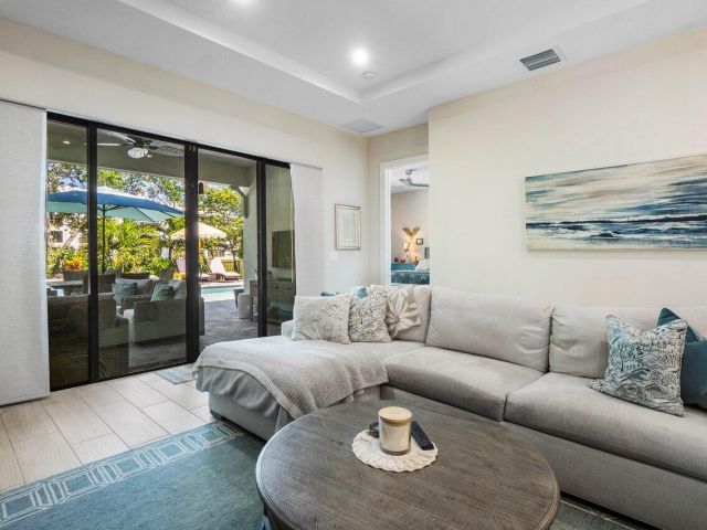 Продажа дома по адресу 3049 Safflower Circle - фото 6680770