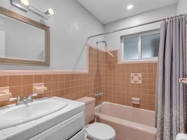 Продажа дома по адресу 3301 SW 20th Court - фото 6702142