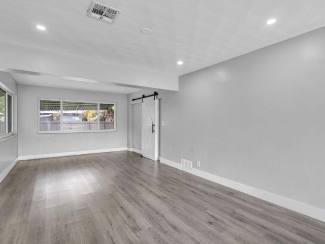 Продажа дома по адресу 3301 SW 20th Court - фото 6702150