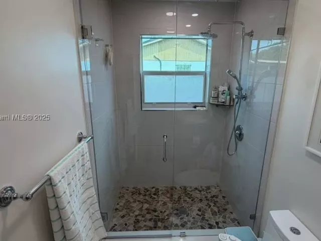 Продажа дома по адресу 10761 SW 165th St - фото 9065419