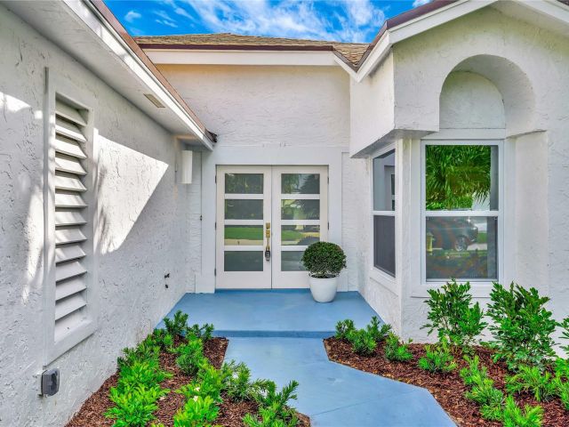 Продажа дома по адресу 6121 Brandon Street - фото 6680804