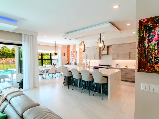 Дом в аренду по адресу 8305 Fishhawk Falls Court - фото 6688702