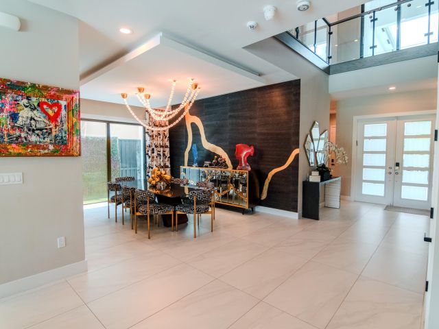 Дом в аренду по адресу 8305 Fishhawk Falls Court - фото 6688705