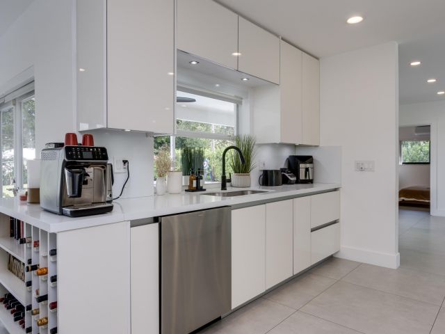 Продажа дома по адресу 1049 W Palmetto Park Road S - фото 6707247