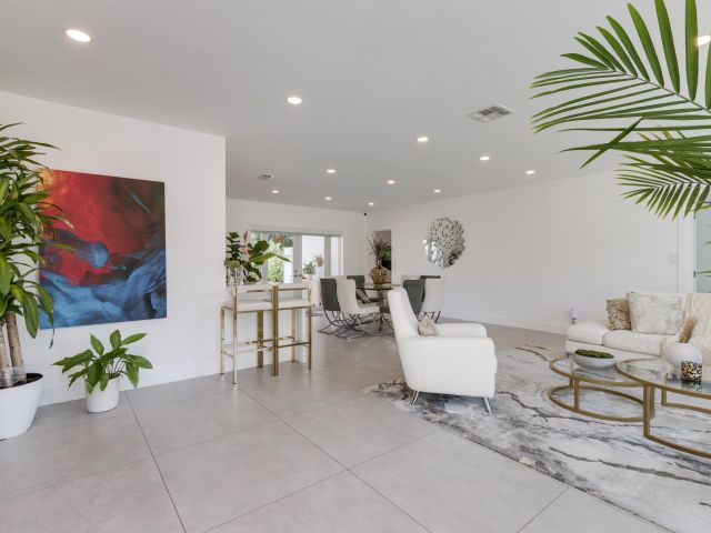 Продажа дома по адресу 1049 W Palmetto Park Road S - фото 6707254