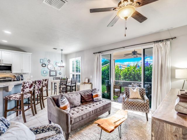 Продажа дома по адресу 9760 Vineyard Court - фото 6698978