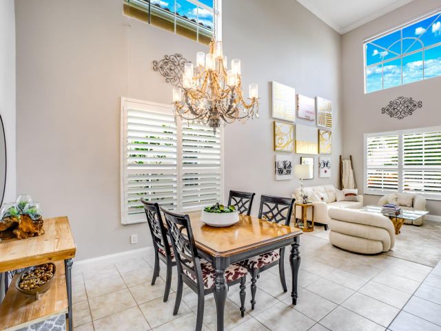 Продажа дома по адресу 9760 Vineyard Court - фото 6698981