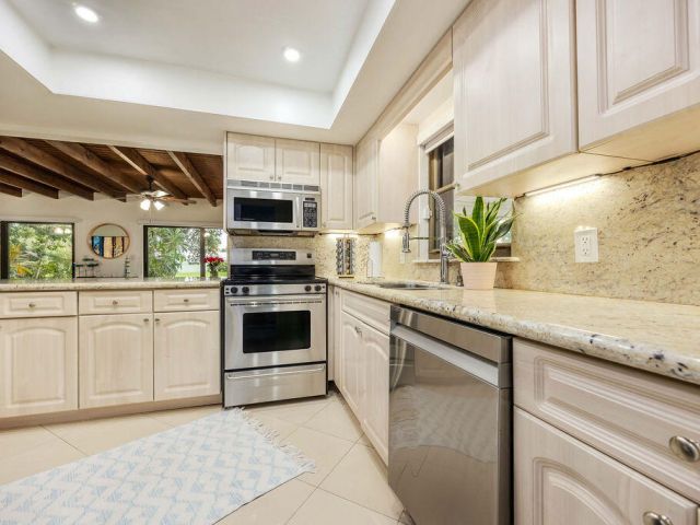 Продажа дома по адресу 2024 Palmetto Road - фото 6682666