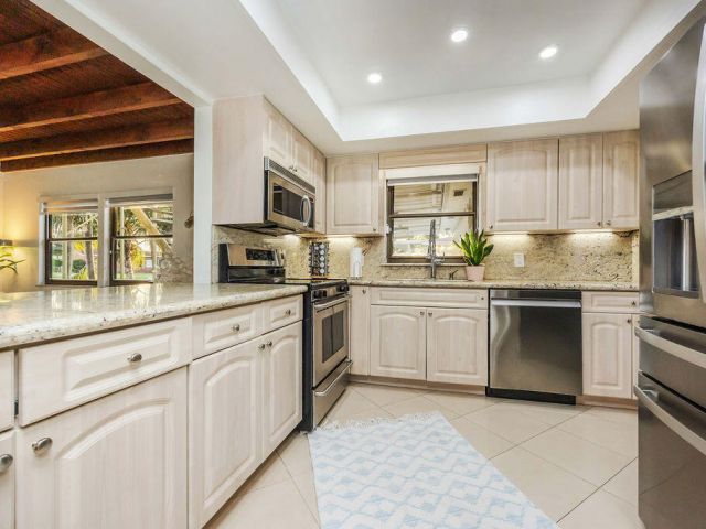 Продажа дома по адресу 2024 Palmetto Road - фото 6682667