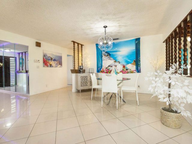 Продажа дома по адресу 2024 Palmetto Road - фото 6682668